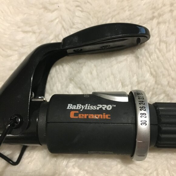 BabyByliss Pro Ceramic Black Hair Curling Iron - Picture 8 of 11
